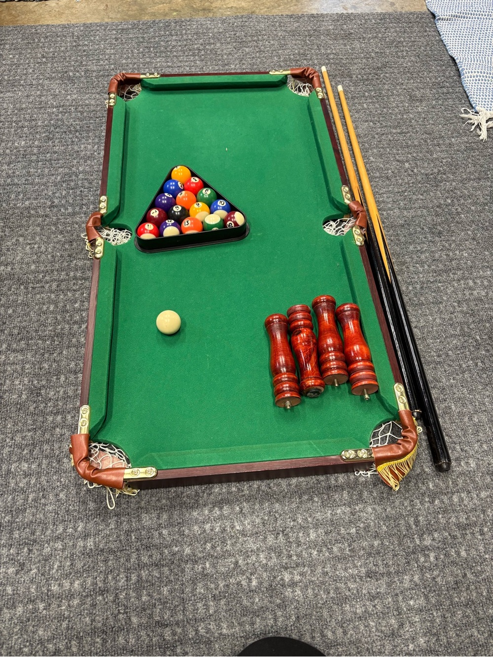 Vintage Mini Billiard Table Felted Leatherette Pockets Balls Cues